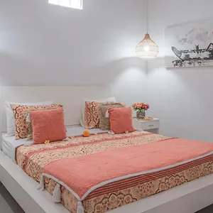 villa-mali-legian.hotelsseminyak.net/